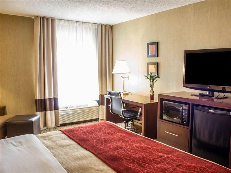 Hotel Clarion Pointe Research Triangle Park Durham Esterno foto