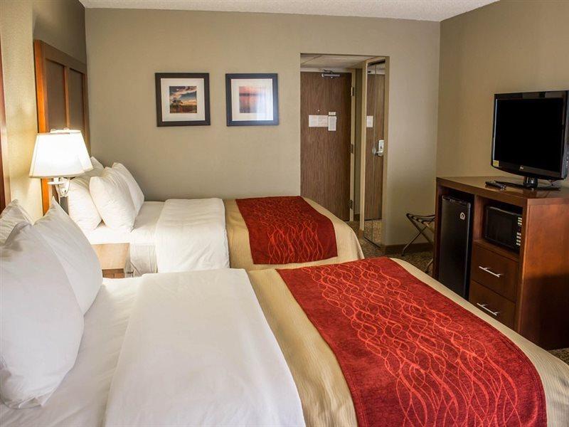 Hotel Clarion Pointe Research Triangle Park Durham Esterno foto